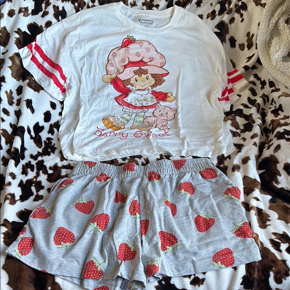 women’s strawberry shortcake pj set